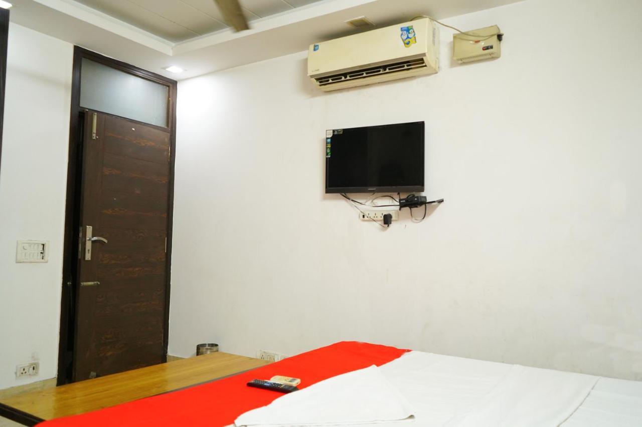 Premium Villa - Lajpat Nagar นิวเดลี ภายนอก รูปภาพ